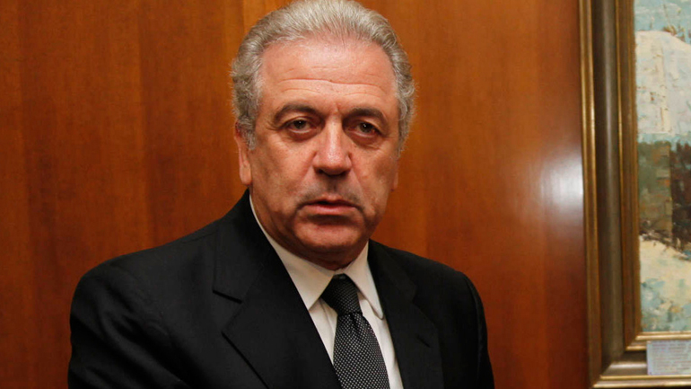 «Καμπανάκι» Αβραμόπουλου για τη Συνθήκη Σένγκεν