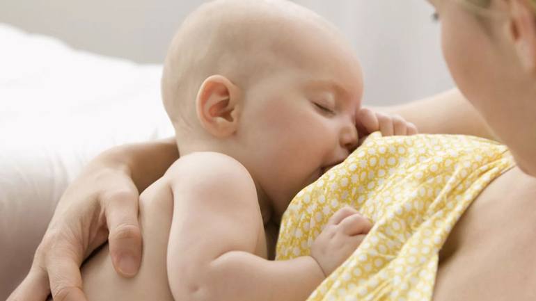 Αντιρετροϊκή θεραπεία προστατεύει τα θηλάζοντα βρέφη από τον HIV