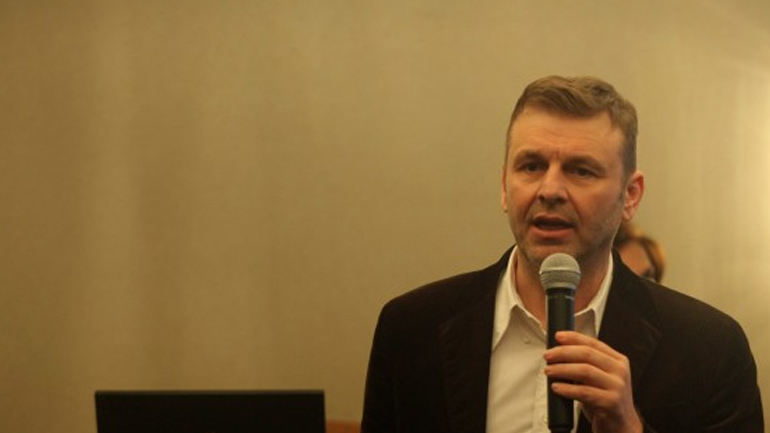 O… πολεμοχαρής Γκλέτσος