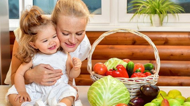 Τι πρέπει να κάνει μια μαμά για να προστατεύσει τα δοντάκια του παιδιού της;