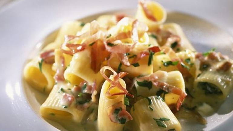 Διαιτητική καρμπονάρα