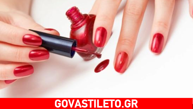 Ένα απλό κόλπο για να μη γεμίζετε με μανό τα δάχτυλά σας