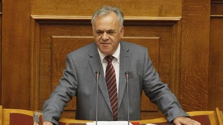 Δραγασάκης: «Αναμένουμε τους πρώτους μήνες του 2016 να αρθούν τα capital controls»