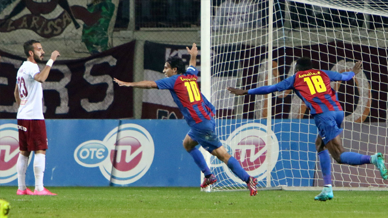 Πρώτη ήττα για τη Λάρισα, 1-0 η Κέρκυρα