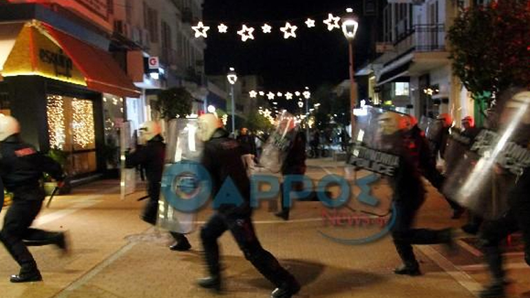 Δύο συλλήψεις για τα χθεσινά επεισόδια στην Καλαμάτα