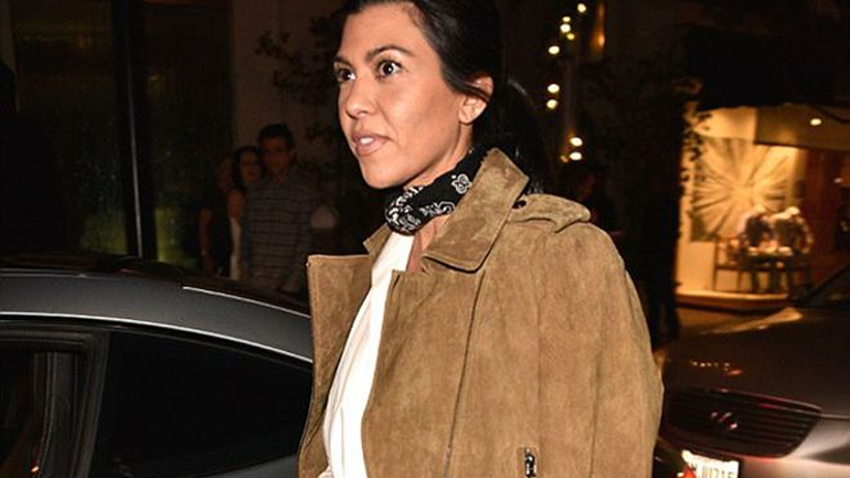 Αντίγραψε το βραδινό look της Kourtney Kardashian και κάνε τη διαφορά!