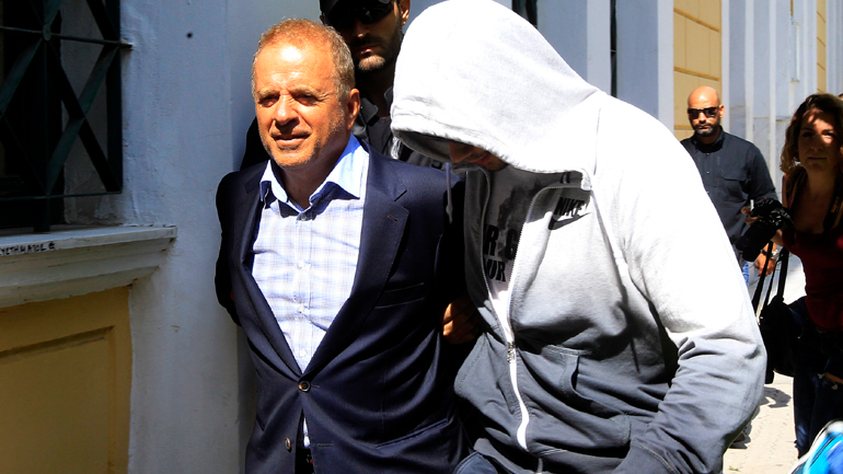 Εξοπλιστικά: Aπάντηση Λιακουνάκου για το sms στον Peter Colleridge