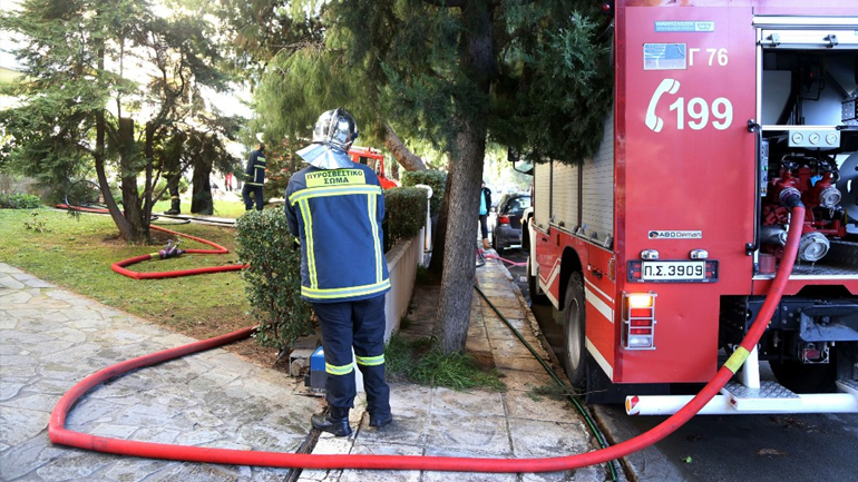 Στις φλόγες διαμέρισμα στην Κηφισιά