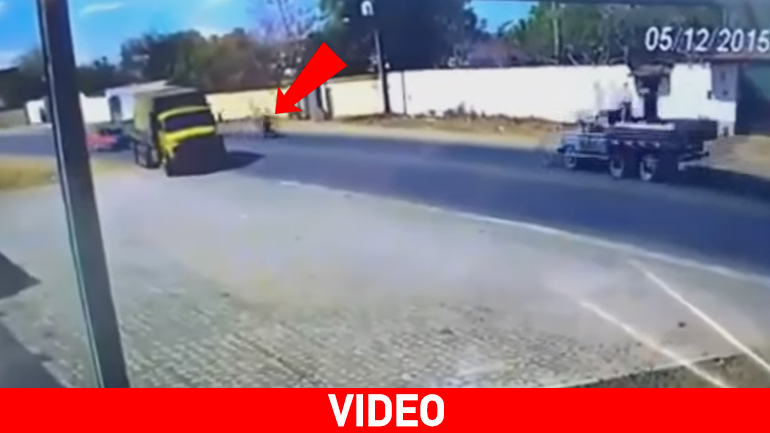 Τύχη βουνό για μοτοσικλετιστή στη Βραζιλία