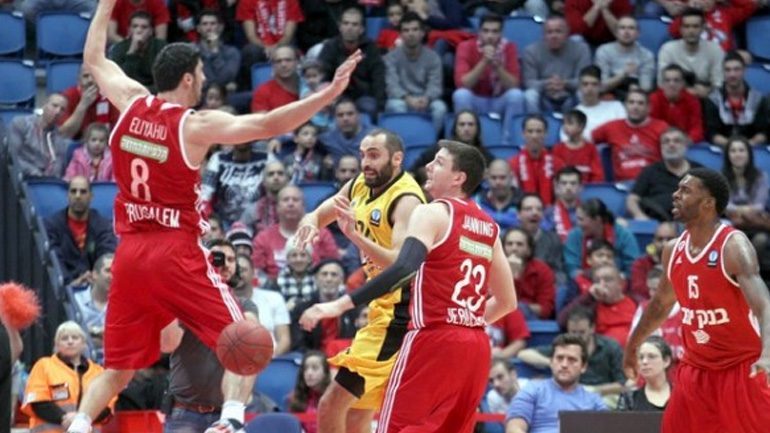 Λύγισε στο Ισραήλ η ΑΕΚ, 82-78 η Χάποελ