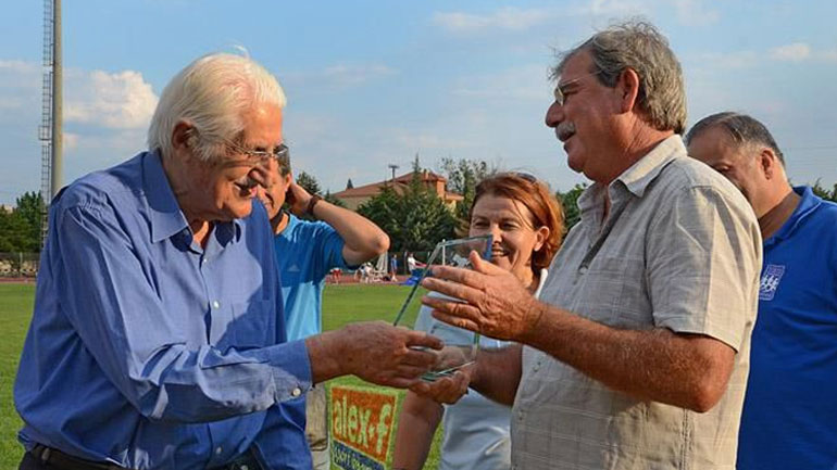 Στίβος: «Έφυγε» ο Σταμάτης Σμυρνιώτης