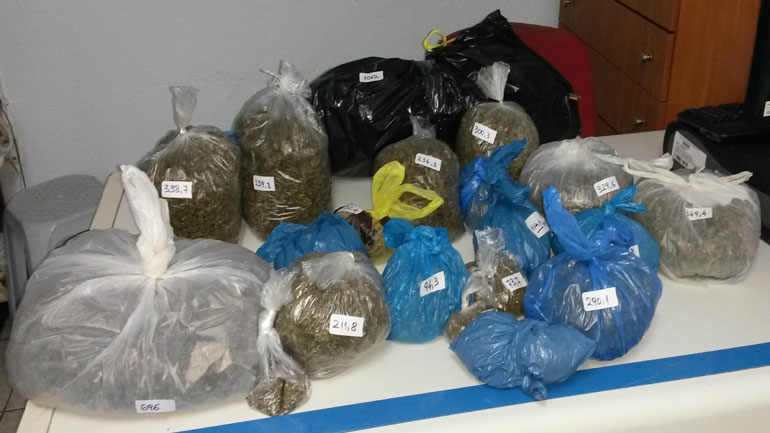 Σύλληψη ηλικιωμένου για κατοχή 5 κιλών κάνναβης