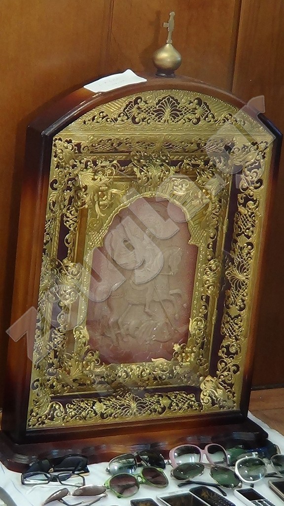 Θρησκευτική εικόνα από χρυσό και ελεφαντόδοντο