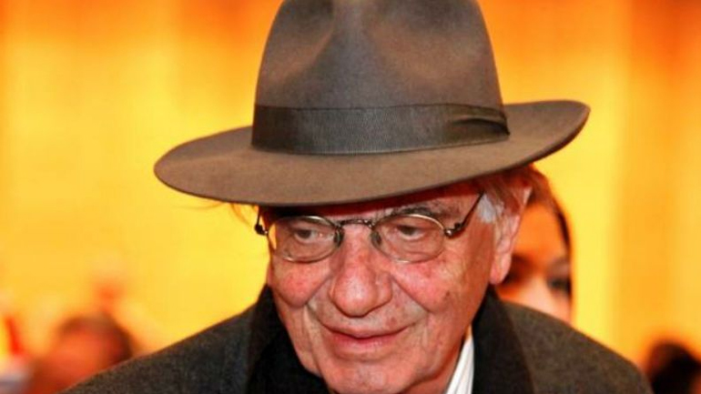 Τιμητική διάκριση για τον Βασίλη Βασιλικό από το ΕΚΠΑ