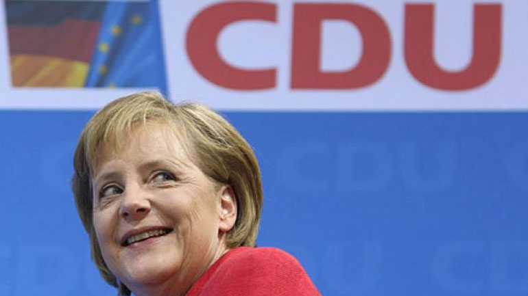 CDU: Εγκρίθηκε η πολιτική για το προσφυγικό – Κέρδισε το «στοίχημα» η Μέρκελ