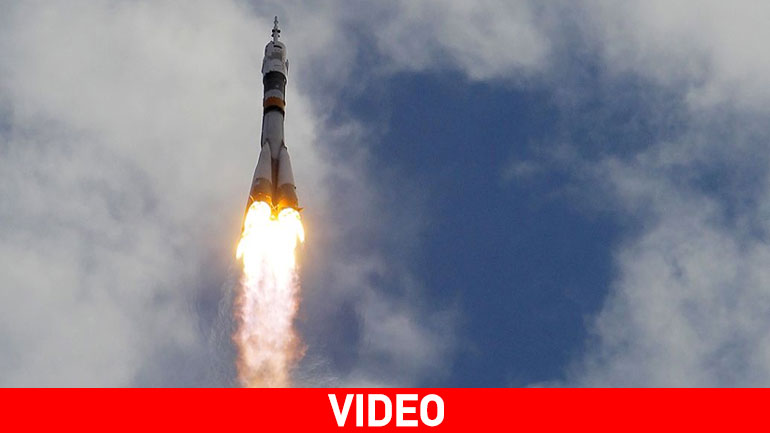 Εκτόξευση πυραύλου Soyuz που μεταφέρει τριμελές πλήρωμα στον Διεθνή Διαστημικό Σταθμό