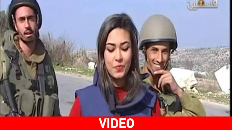 Ισραηλινοί στρατιώτες παρενοχλούν Παλαιστίνια ρεπόρτερ κατά τη διάρκεια ζωντανής σύνδεσης