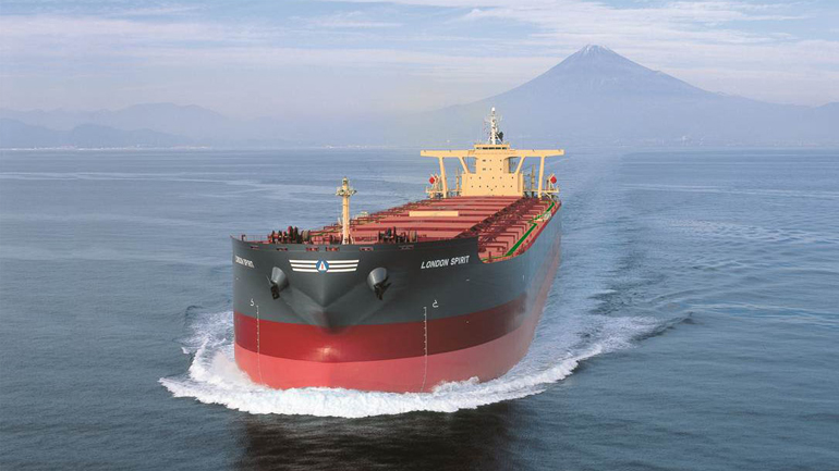 Διπλή κατάρρευση για τους ναύλους στα φορτηγά πλοία