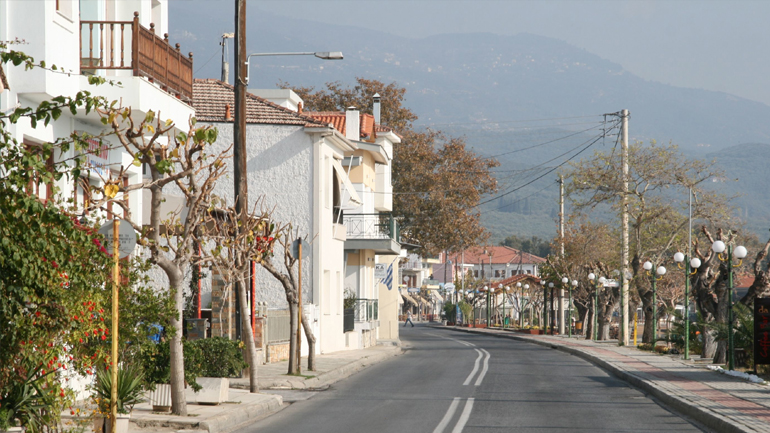 Βόλος: Έπιασαν καταζητούμενο κακοποιό σε… καφετέρια!