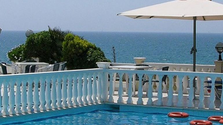 Ηράκλειο: Ο καθαρισμός της πισίνας παρ’ ολίγον να του στοιχίσει τη ζωή