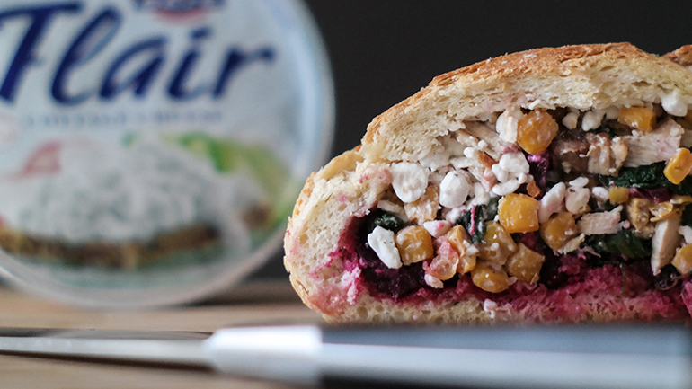 Σάντουιτς με την Πρωτοχρονιάτικη γαλοπούλα και Flair Cottage Cheese