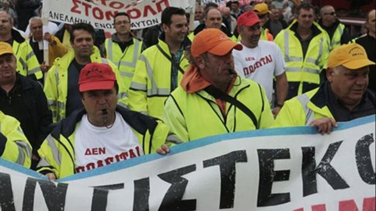 Απεργούν τη Δευτέρα οι λιμενεργάτες