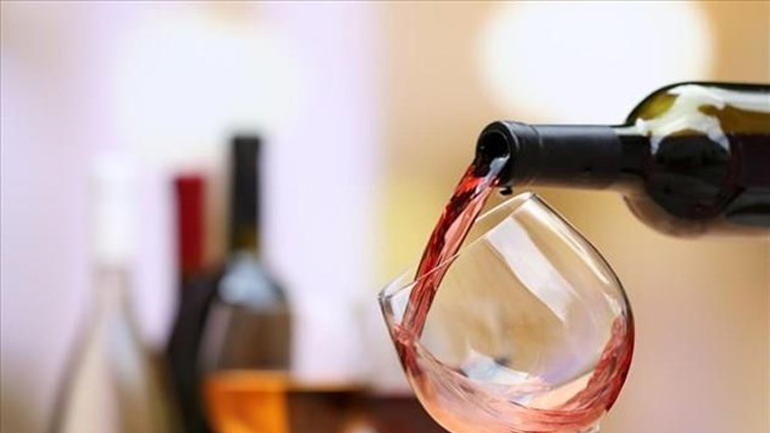 Από 1η Ιανουαρίου αυξάνεται ο φόρος στο κρασί