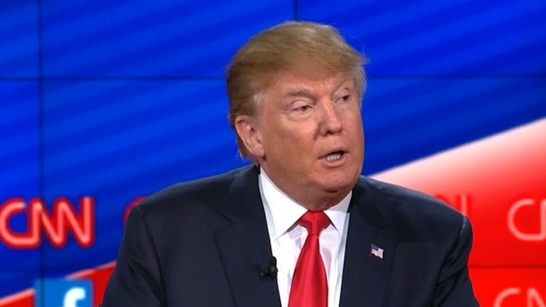 Τραμπ: «Απογειώνεται» η δημοτικότητά του εν μέσω προκλητικών δηλώσεων