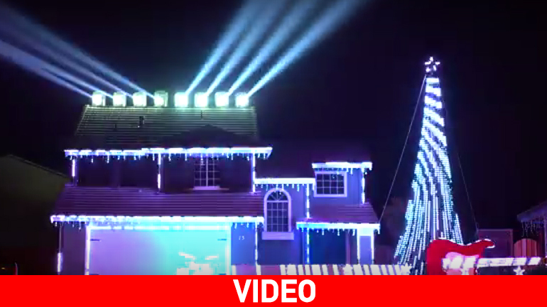 Το σπίτι των Χριστουγέννων υπό τους ήχους του Star Wars…