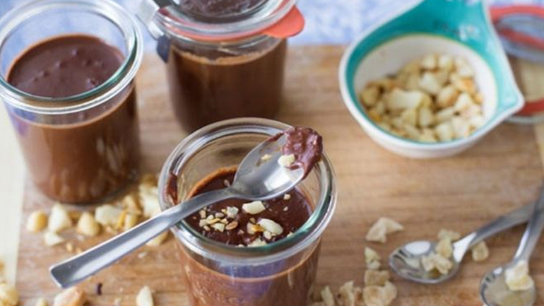 Μους σοκολάτα στο ποτήρι, εύκολα και γρήγορα σε 2 λεπτά!