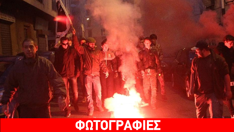 Διαδήλωση στην Κορσική με το σύνθημα: «Έξω οι Άραβες» Διαδήλωση στην Κορσική με το σύνθημα: «Έξω οι Άραβες»