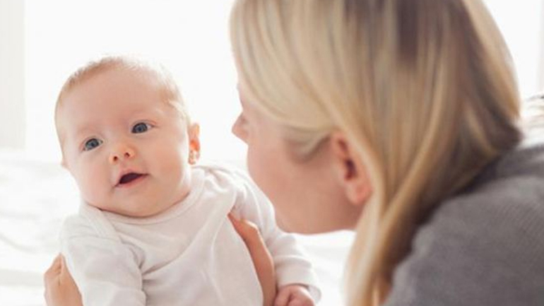 Μυστικά για να λιγοστέψουν οι «γουλίτσες» του μωρού σας