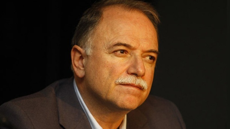 Παπαδημούλης: «Η πρόταση να ντυθούν στο χακί γυναίκες και μαθητές δεν είναι κυβερνητική πολιτική»