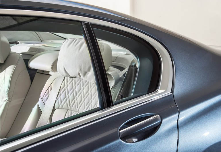 Καθίσματα με μακράν κορυφαία ποιότητα κατασκευής και υλικών...