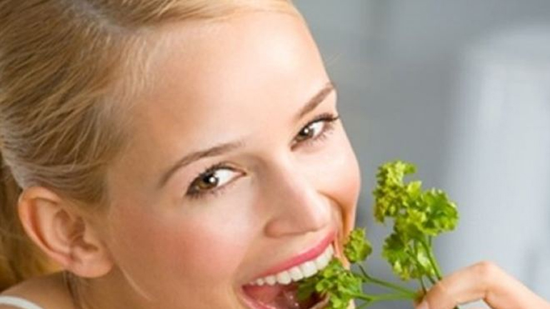 Οι τροφές που θα σας χαρίσουν καθαρή αναπνοή