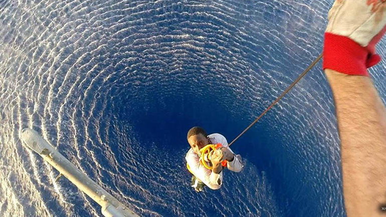 Ιταλία: 4.000 πρόσφυγες διασώθηκαν το Σαββατοκύριακο των Χριστουγέννων