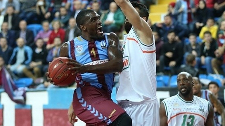 Ανακοίνωσε Τζόνσον-Όντομ ο Ολυμπιακός