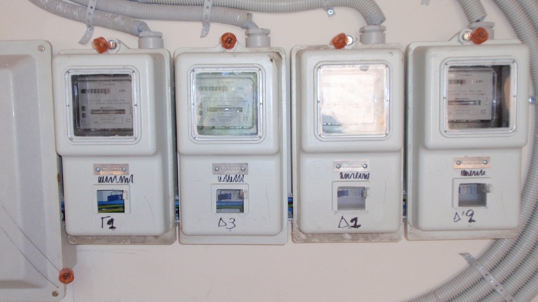 ΔΕΔΔΗΕ: Διαψεύδει ότι έκοψε το ρεύμα σε άνεργη πολύτεκνη μητέρα στη Σάμο