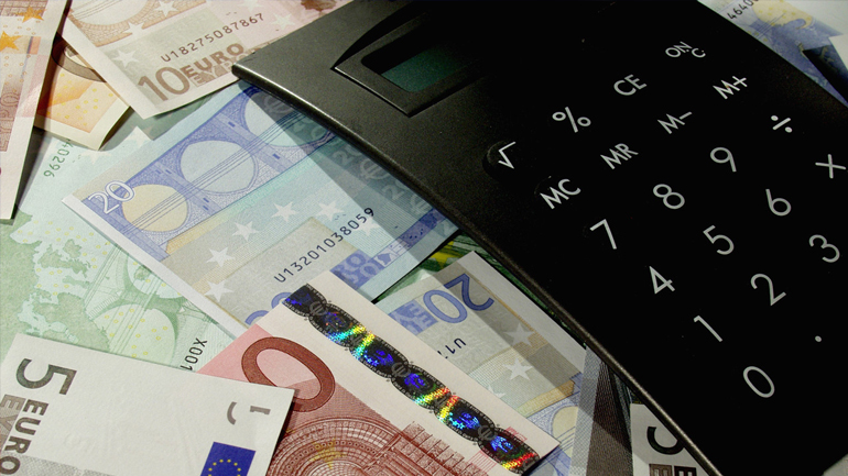 Στα 11,8 δις οι ληξιπρόθεσμες οφειλές των φορολογούμενων