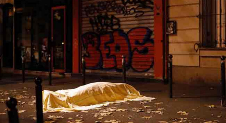 Θύμα της μαζικής δολοφονικής επίθεσης σε παρισινό δρόμο… 