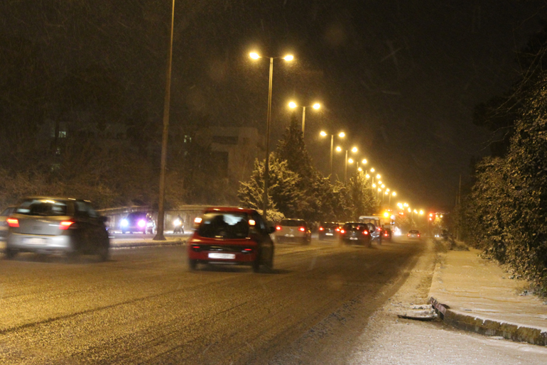 Σε περίπτωση ακραίων συνθηκών κρατάτε μεγάλες αποστάσεις. Με τέτοιες συνθήκες τα φρένα δεν πιάνουν όπως θα θέλαμε... 
