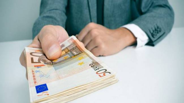 ΤτΕ: Μειώθηκαν οι καταθέσεις τον Νοέμβριο