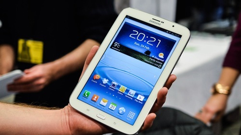 Τα κινητά με μεγάλες οθόνες κερδίζουν τις προτιμήσεις των καταναλωτών