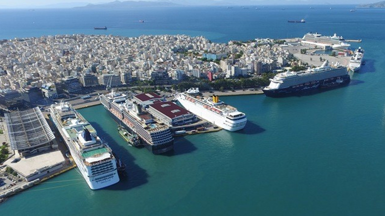 Ο ΟΛΠ υποδέχεται τα πρώτα πλοία στον Πειραιά