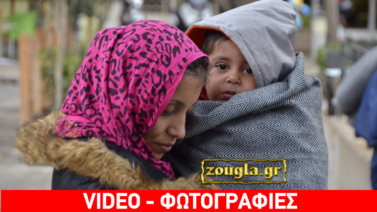 Πρόσφυγες και μετανάστες βρήκαν προσωρινό καταφύγιο στην πλατεία Βικτωρίας