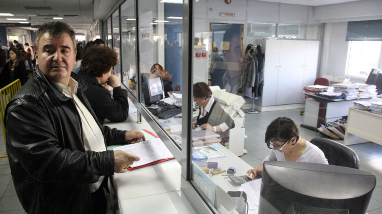 Έως τις 12.30 μ.μ. οι συναλλαγές στις εφορίες την παραμονή της Πρωτοχρονιάς