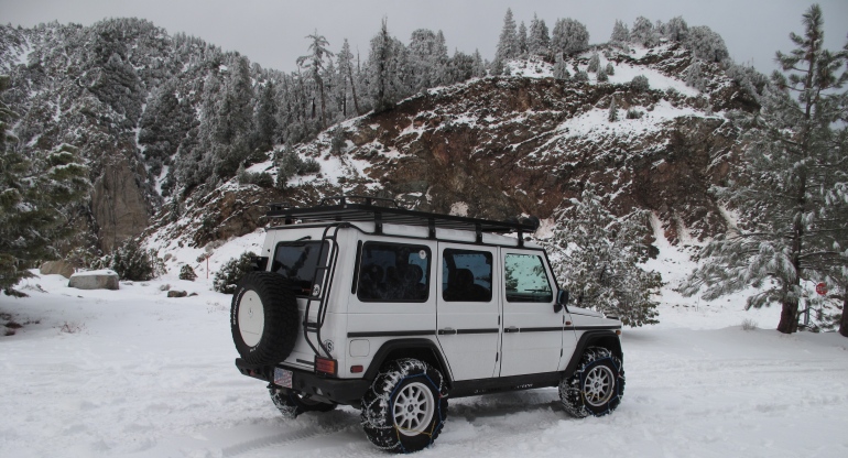 Σε ένα τετρακίνητο όχημα μπορεί να χρησιμοποιήσουμε και αλυσίδες στους τέσσερις τροχούς...