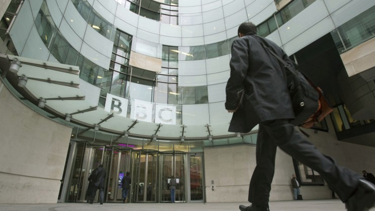 Xάκερς χτύπησαν το BBC