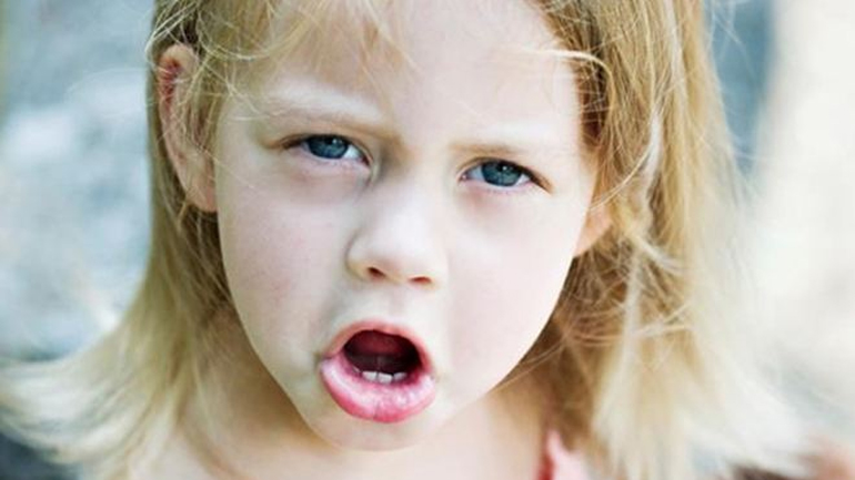 Πώς να χειριστείτε ένα παιδί που αντιμιλά