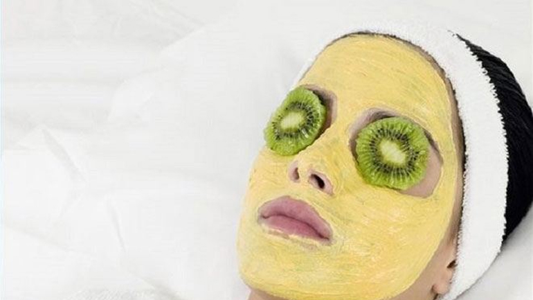 Φυσική μάσκα για τις ρυτίδες και την ακμή